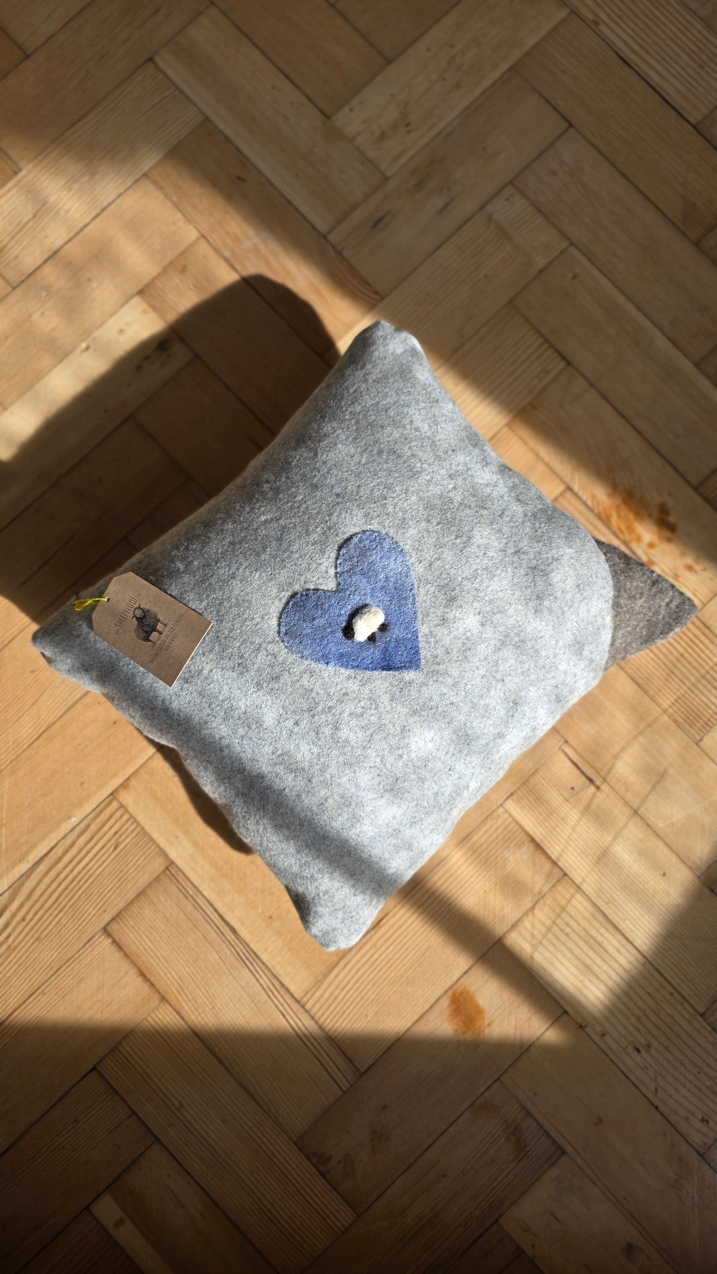 The Corner Cushion
