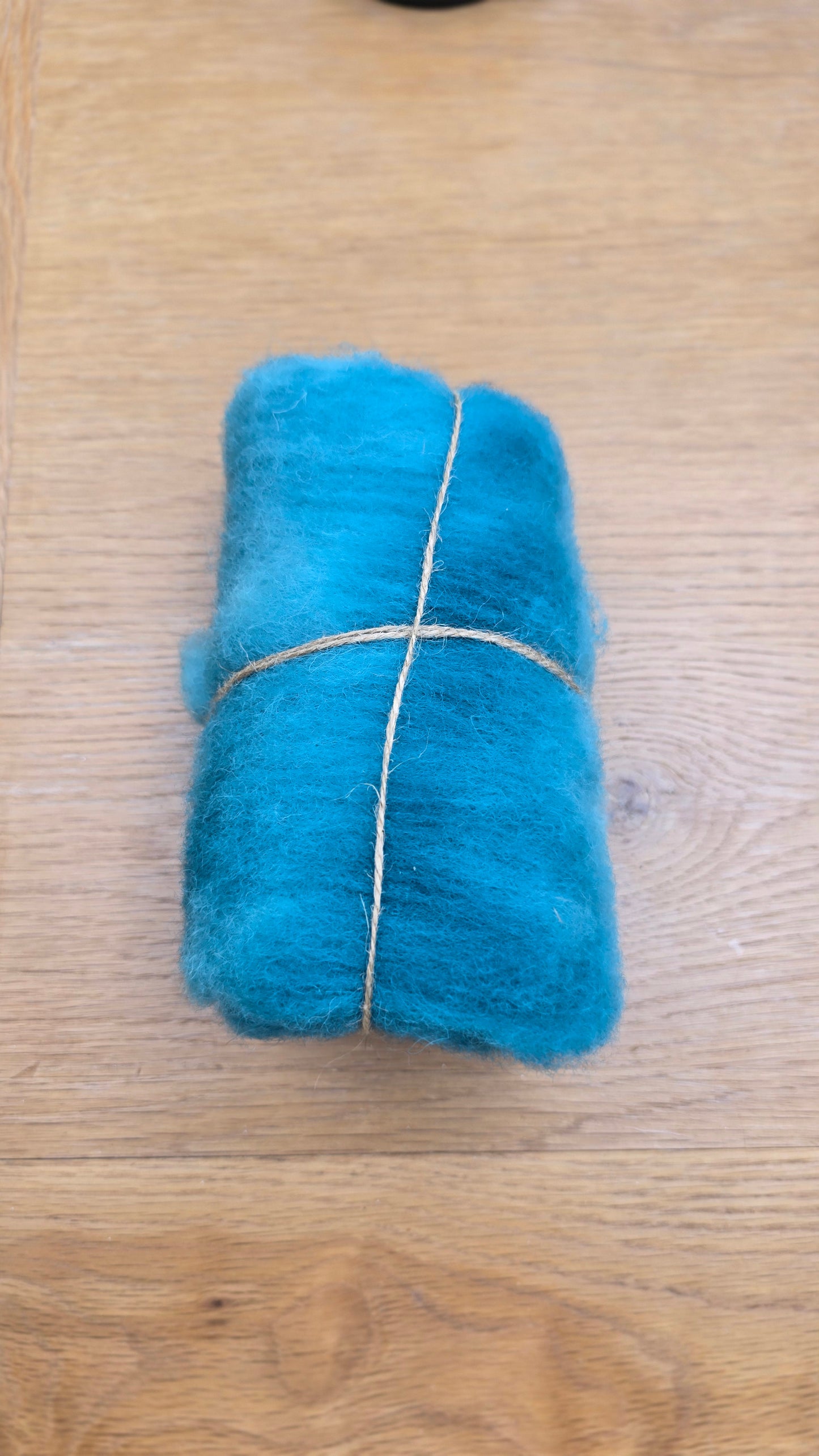 Carded top batt