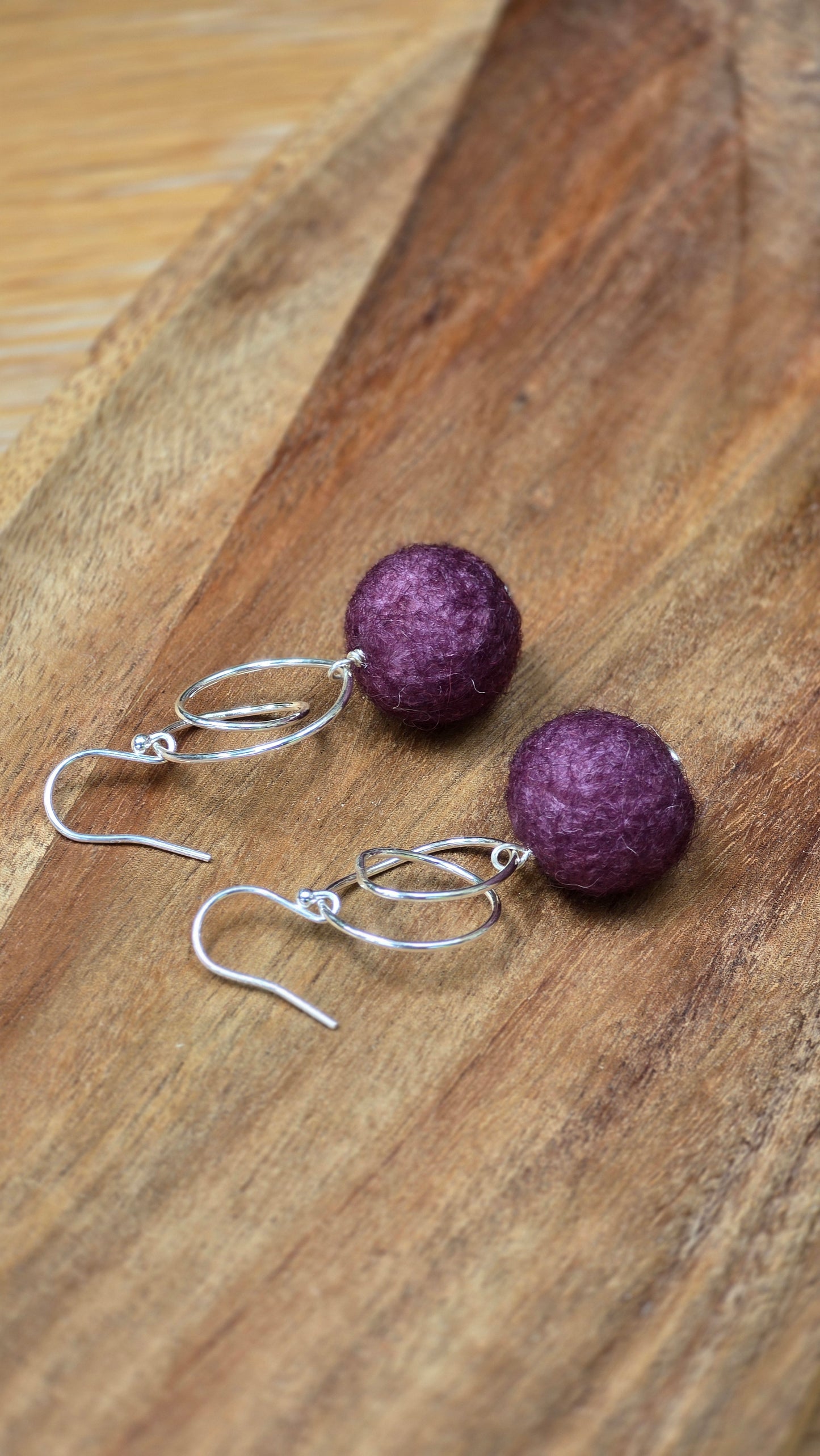 LxS Single Swirl Earrings - Sterling Silver